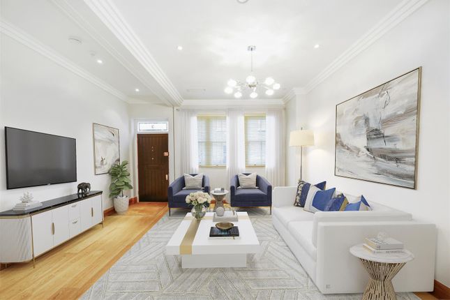 Property to rent in Queens Gate Mews, London