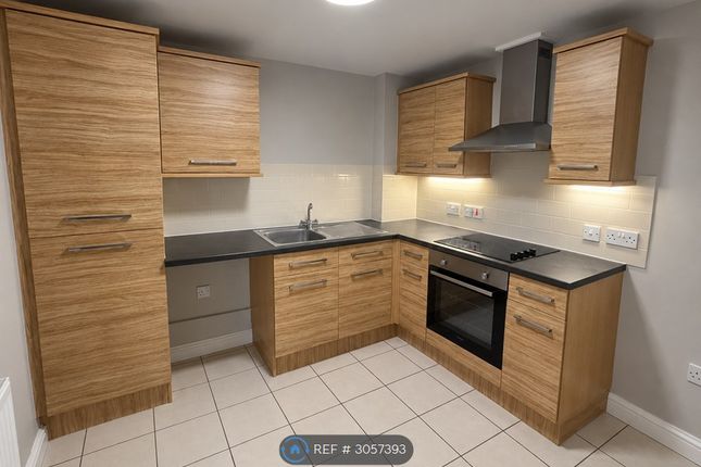 Flat, Maxwell Court A Wimborne Road, Bournemouth photo 2