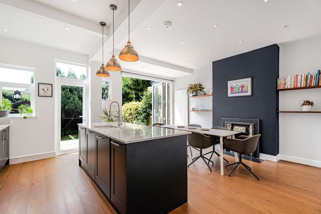 36, Waldegrave Road, London photo 4