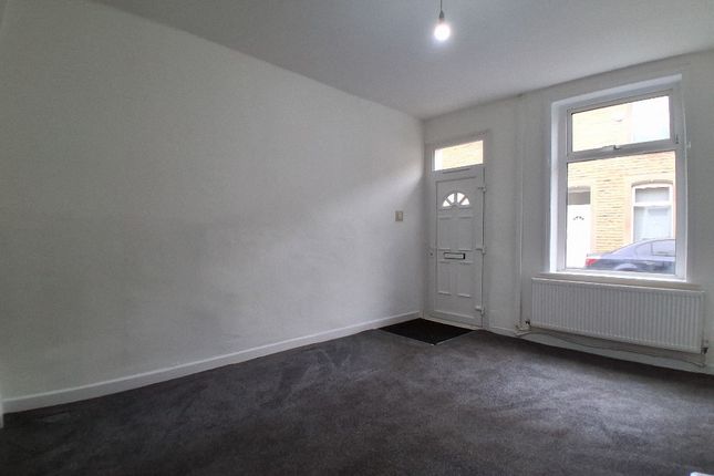 19 Leyland Road, Leyland Road, Burnley, BB11 3DR, Burnley photo 4