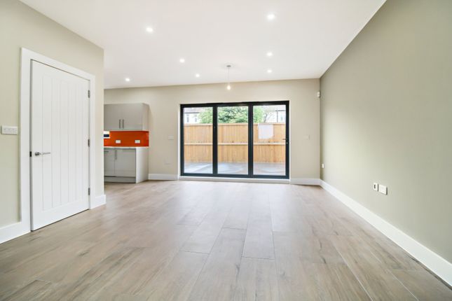 34, Alfred Road, Kent photo 3