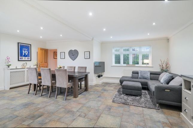 33, Longdown Lane North, Epsom photo 4