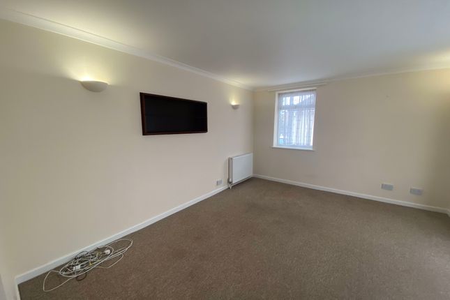 10A, 10A, Everest Drive, Seaton photo 4