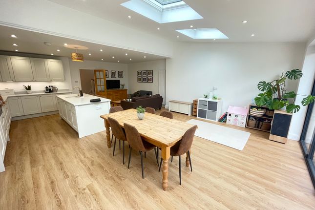 15, Spring Lane, HEMEL HEMPSTEAD photo 3