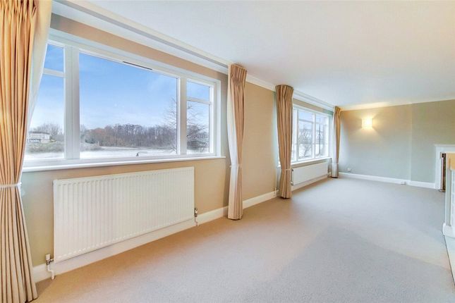 Thumbnail Flat for sale in The Terrace, Barnes