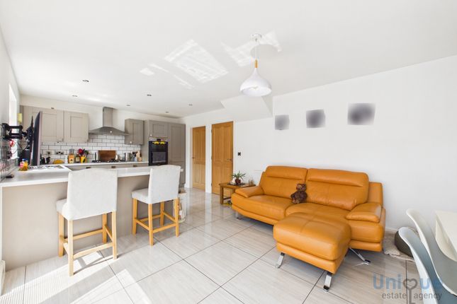 7, Meadow Drive, Inskip photo 5