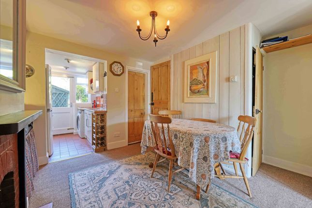 2 Southlands Cottages High Street, Maidenhead photo 4