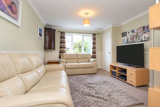 Howard Close, Bedford photo 3