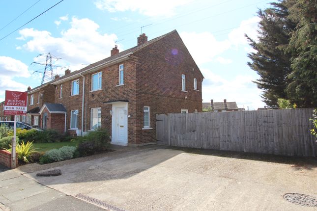16, Strickland Avenue, Dartford photo 3