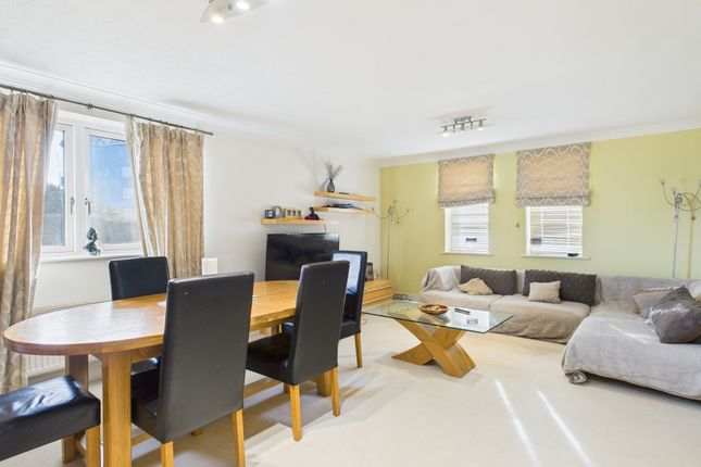26 Cromarty House, Rivermead, St. Marys Island, Chatham photo 3
