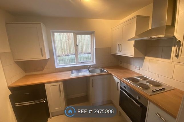 Ridgewood Close, Baildon Shipley, Bradford photo 5