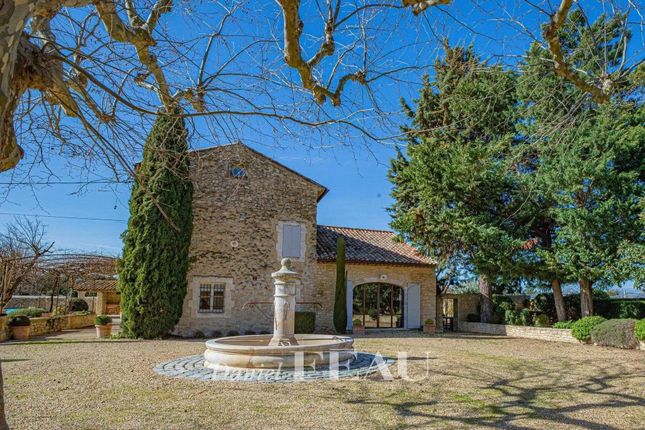 Country house for sale in L'isle-Sur-La-Sorgue, 84800, France