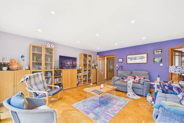 10, Hillview, Swaffham photo 4