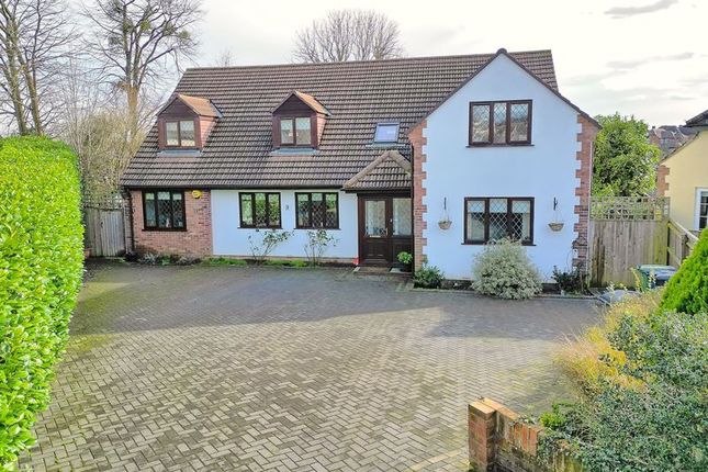 Thumbnail Detached house for sale in Sycamore Close, Chalfont St. Giles