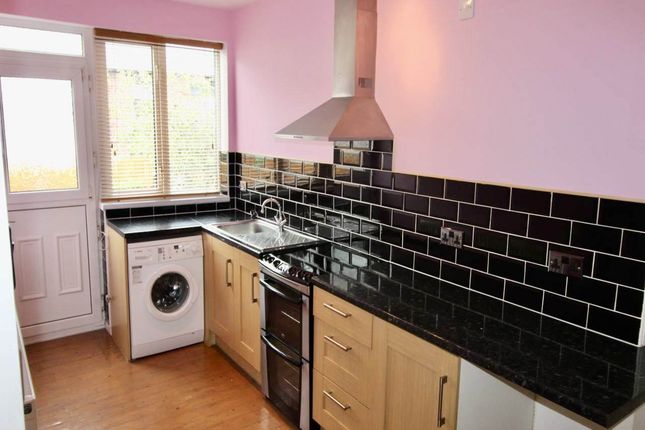 Thumbnail Terraced house to rent in Oxford Street, Barnsley
