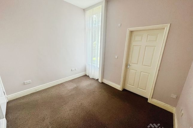 Flat 2, 6 Oak Terrace, Beech Street, Liverpool photo 4