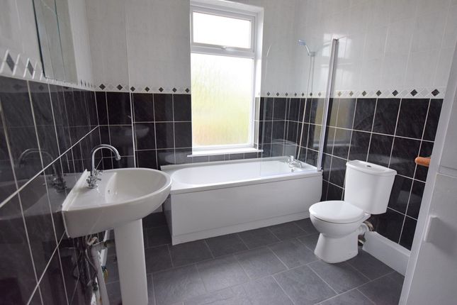 483 Fitzwilliam Road, Rotherham photo 4