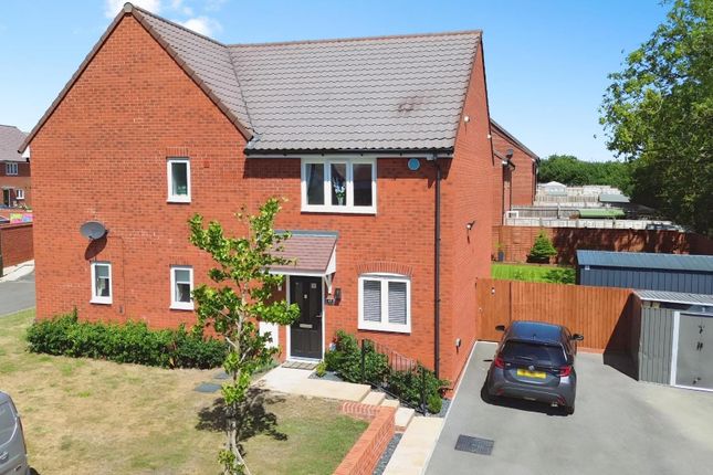 49, Cyril Cowley Close, Stonehouse photo 3