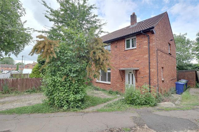 Thumbnail Semi-detached house for sale in Green Acre, Brockworth, Gloucester