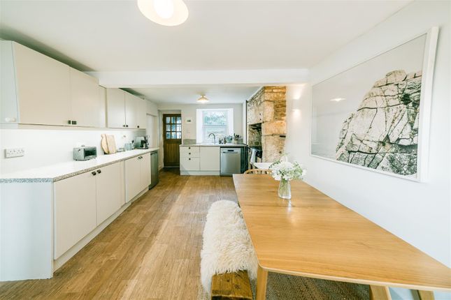 Calebna, 7, Vicarage Row, Breage photo 5