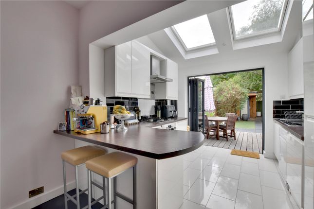 32, Manor Lane, Hither Green photo 2