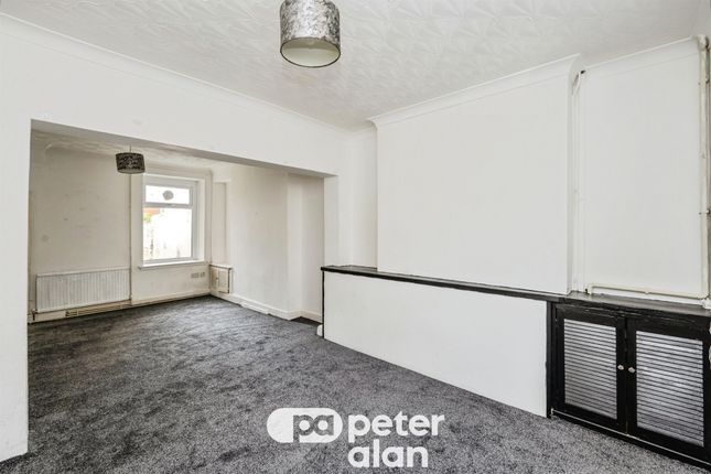 14, Whittington Street, Neath photo 2