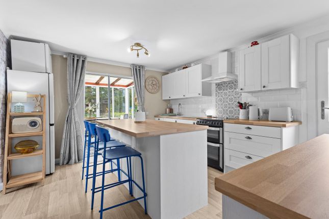 17, Glenapp Quadrant, Kilmarnock photo 3