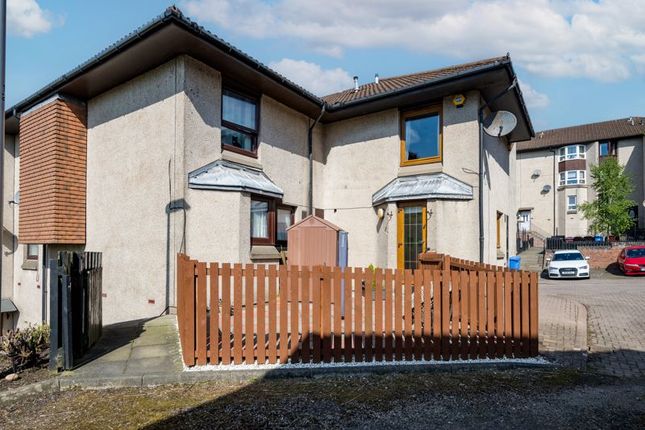 Thumbnail Terraced house for sale in Crescent Lane, Dundee