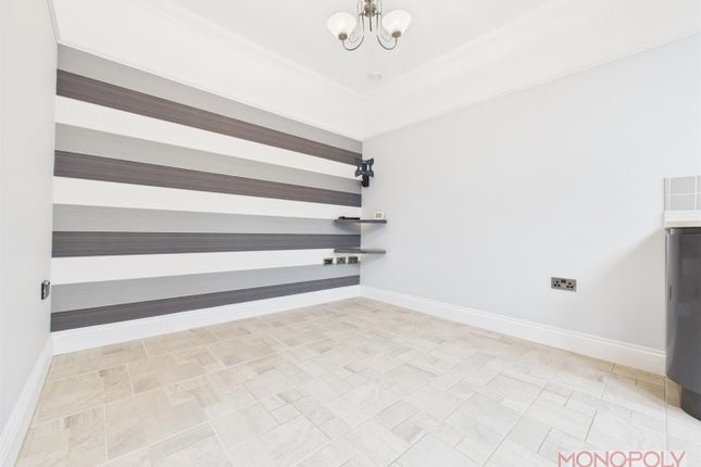 32A, Beechley Road, Wrexham photo 4
