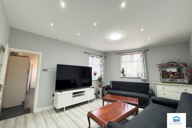132, Coral Street, Leicester photo 2