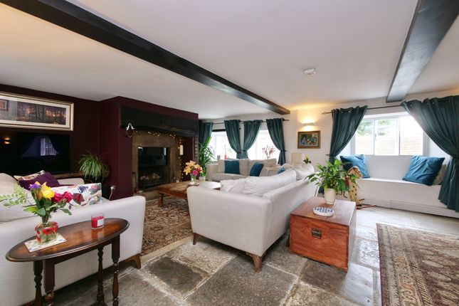 Swan Thatch, Seavington, ILMINSTER photo 3