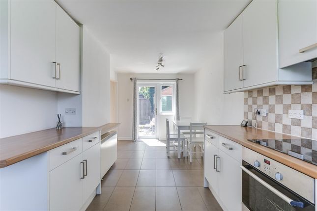 4, Mortlock Gardens, Abington photo 2