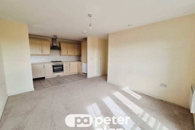 12, Newport photo 4
