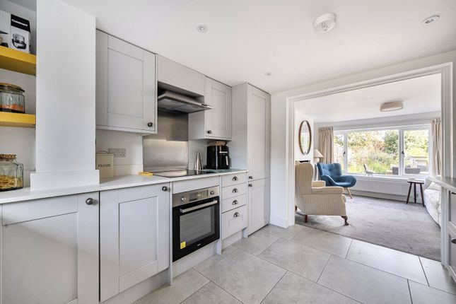1 Heather Cottages,, Sunnydell Lane, Farnham photo 2