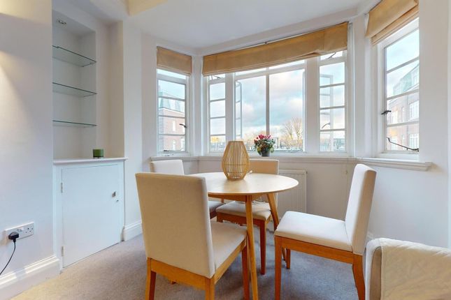 118 Chatsworth Court, Pembroke Road, London photo 4