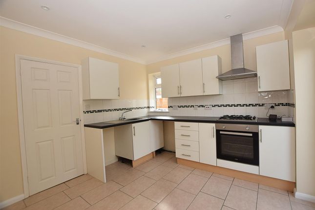 1B, Pelham Close, Pevensey photo 3