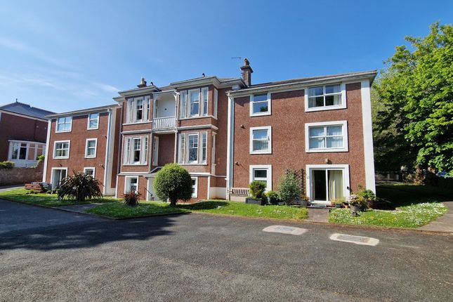 Flat for sale in Palermo Road, Torquay