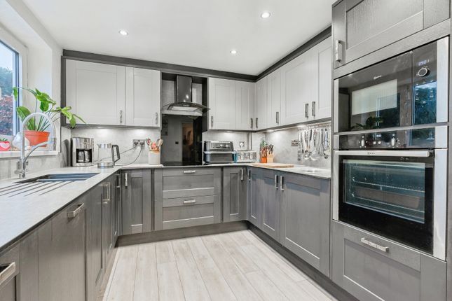 25, Ravens Grove, Lancashire photo 4
