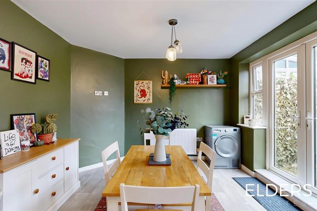 22, Kenilworth Drive, Kirk Hallam photo 4