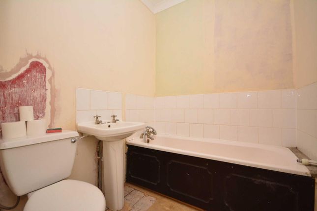 Flat for sale in Edgar Road, Cliftonville, Margate, Kent