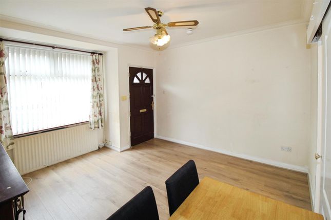 66, Rathmell Street, Bradford photo 3