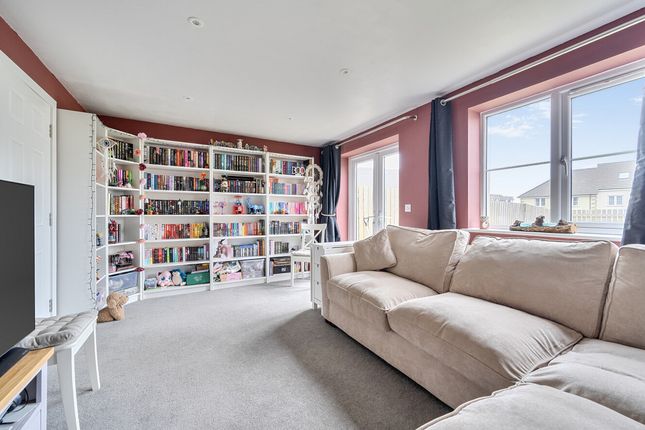 2, Highburrow Close, Redruth photo 3