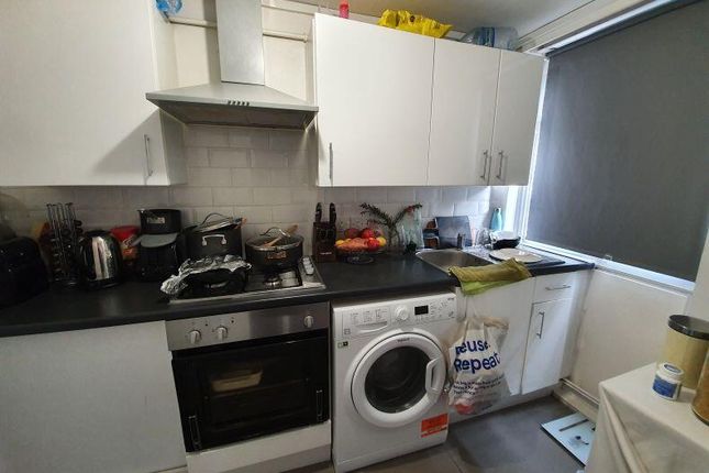 Tredegar Road ****, London photo 4