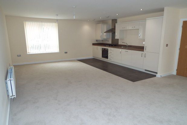 Thumbnail Flat to rent in Canal Court, Worcester