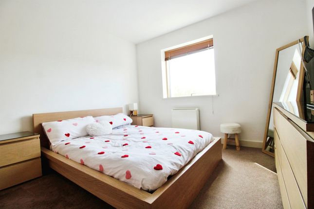 Flat for sale in Henke Court, Cardiff