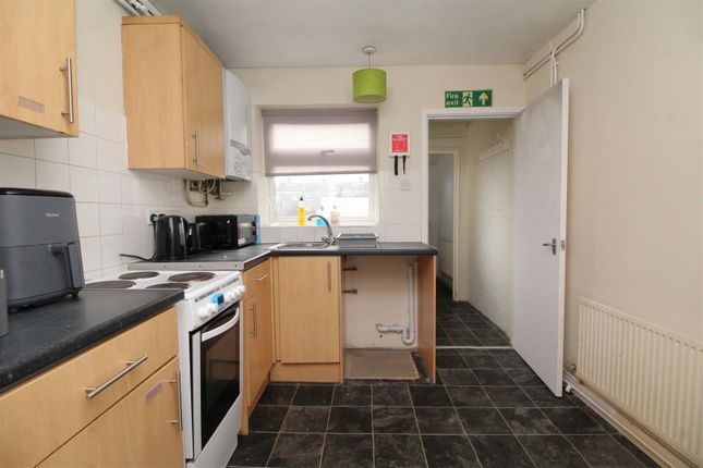 6, Viking Court, Peterborough photo 4