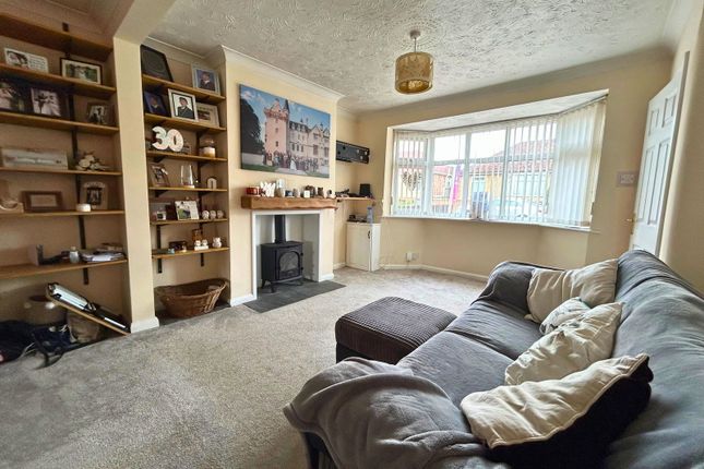 47, St. Margarets Avenue, Rushden photo 2