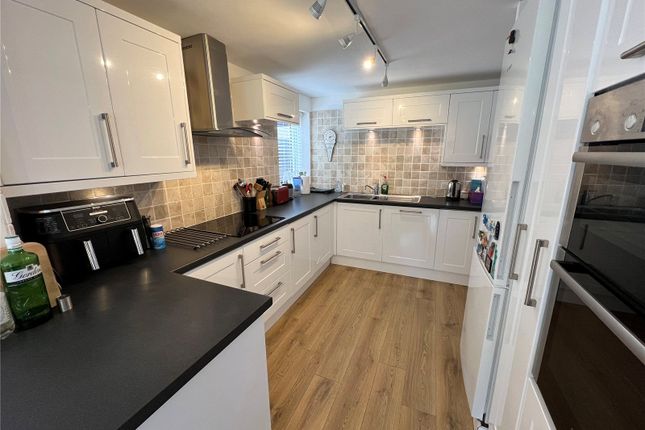 16, Rostherne Avenue, Stockport photo 2