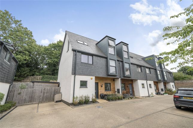 3-bed terraced on 9, Partridge Close, Uxbridge, £695,000
