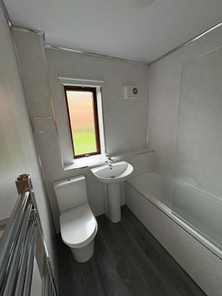 Flat 0/1, 200 Paisley Road West, Glasgow, Glasgow photo 4